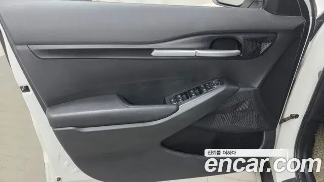 Kia Seltos 2020 — Photo 27/30