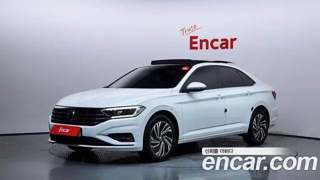Volkswagen Jetta 2020 — ფოტო 25/33