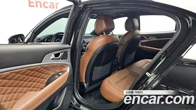 Genesis G70 2018 — Şəkil 17/35