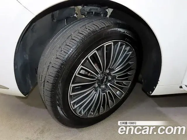 Kia K8 2021 — ფოტო 17/18