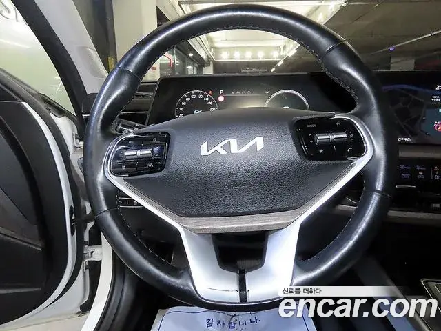 Kia K8 2021 — ფოტო 4/18