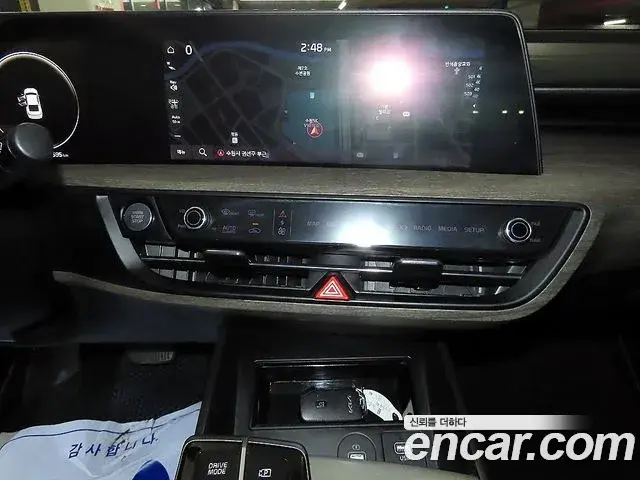 Kia K8 2021 — ფოტო 13/18