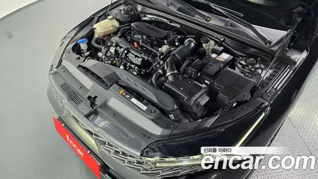Kia K5 2021 — Şəkil 20/33