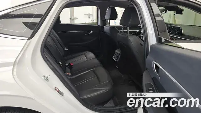 Hyundai Sonata 2022 — Фото 12/20
