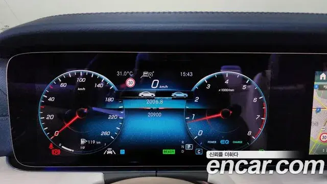 Mercedes-Benz E-Class 2023 — Фото 8/20