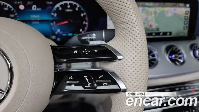 Mercedes-Benz E-Class 2023 — ფოტო 20/33