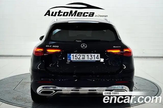 Mercedes-Benz GLC-Class 2025 — Photo 6/20