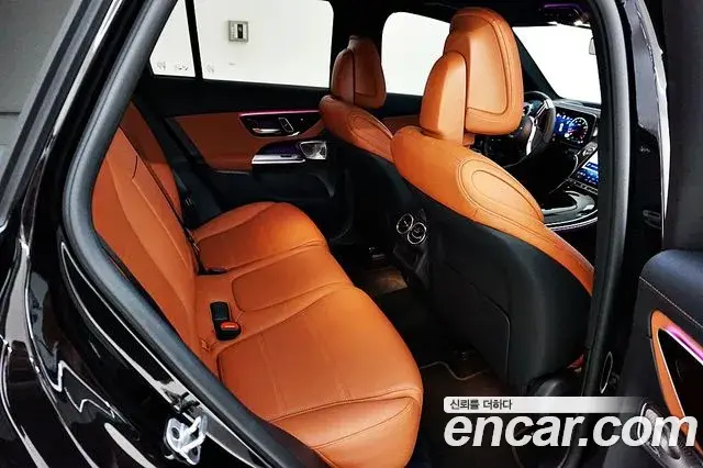 Mercedes-Benz GLC-Class 2025 — Photo 9/20