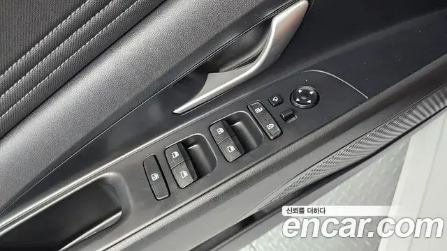 Hyundai The New Avante Hybrid 2021 — ფოტო 14/30