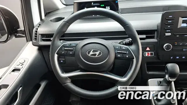 Hyundai Staria 2025 — Фото 12/20