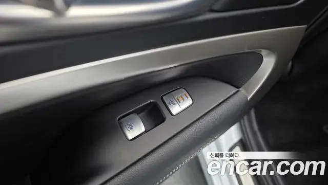 Genesis G70 2020 — Şəkil 18/20