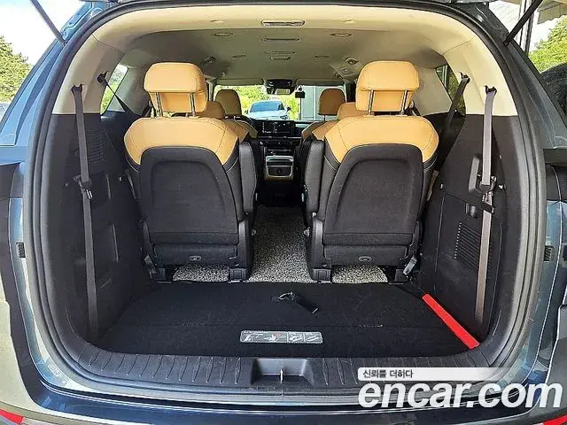 Kia Carnival 2021 — Фото 10/18