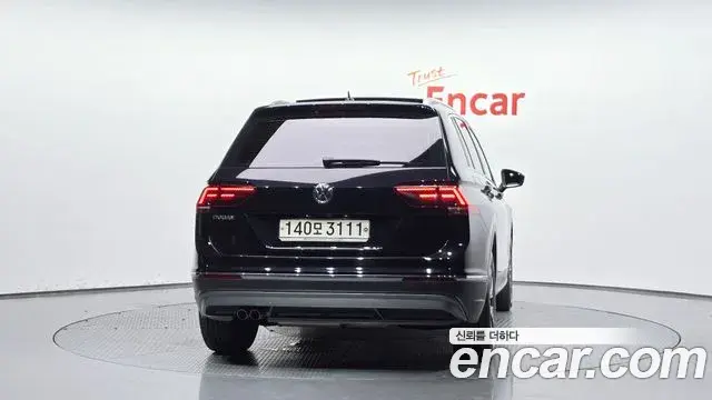 Volkswagen Tiguan 2020 — Фото 4/20