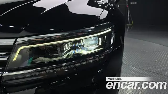 Volkswagen Tiguan 2020 — Photo 21/32