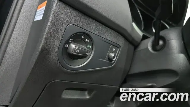 Volkswagen Tiguan 2020 — Photo 25/32
