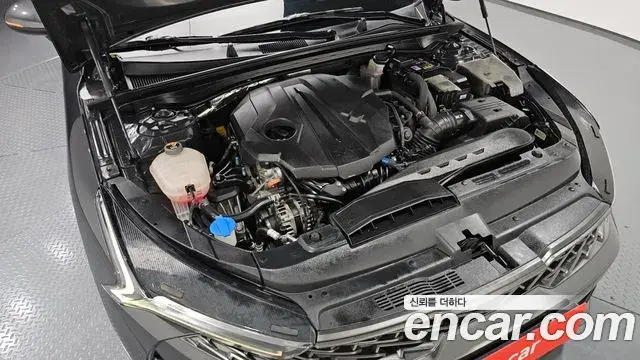 Kia K5 2022 — Şəkil 15/34