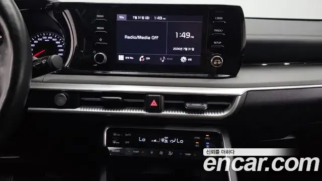 Kia K5 2022 — Şəkil 16/34