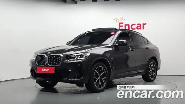 BMW X4 2023 — Photo 27/31