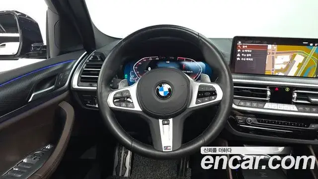 BMW X4 2023 — Photo 24/31