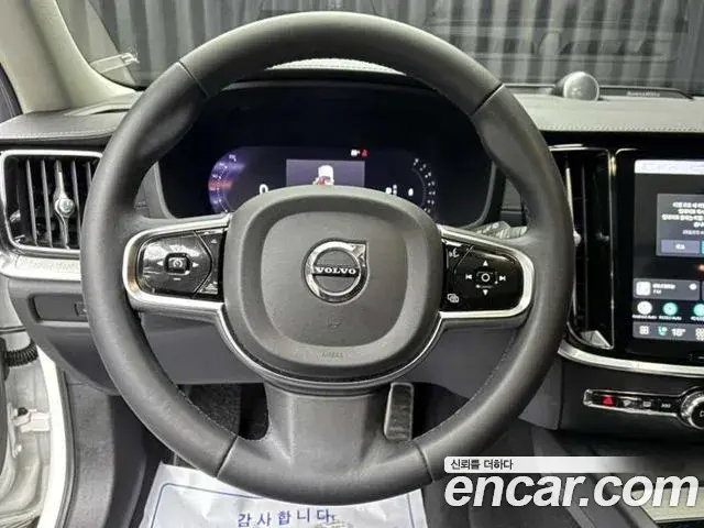 Volvo V60 Cross Country 2022 — Şəkil 14/19