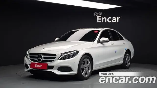 Mercedes-Benz C-Class 2018 — Şəkil 12/20
