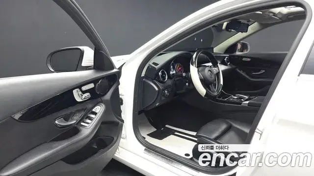 Mercedes-Benz C-Class 2018 — Şəkil 3/20