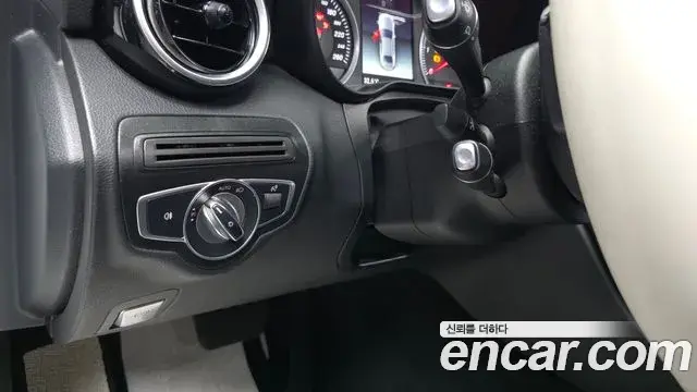 Mercedes-Benz C-Class 2018 — Şəkil 2/20