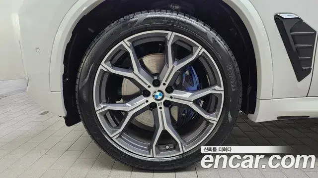 BMW X5 2026 — Photo 24/32