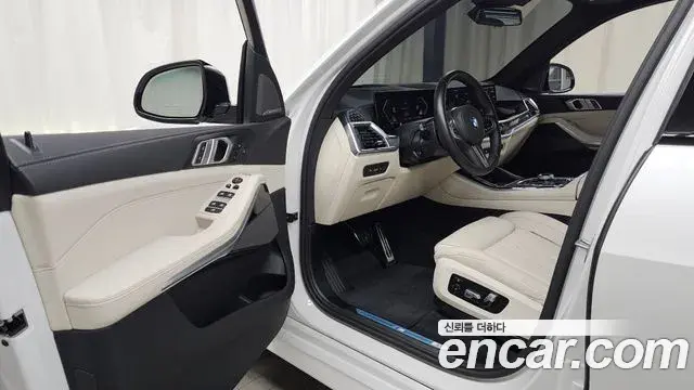 BMW X5 2026 — Photo 14/32