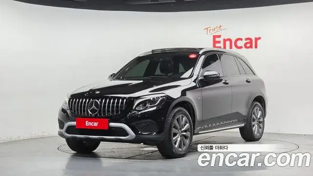 Mercedes-Benz GLC-Class 2018 — Şəkil 12/33