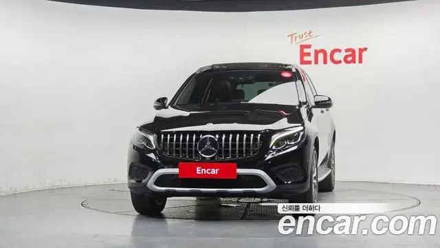 Mercedes-Benz GLC-Class 2018 — Şəkil 13/33