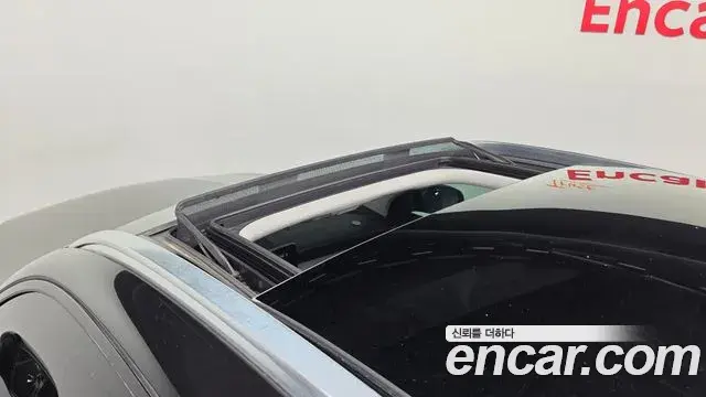 Mercedes-Benz GLC-Class 2018 — Şəkil 2/33
