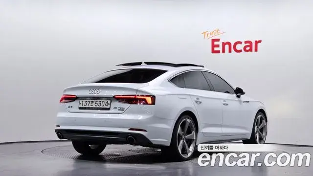 Audi A5 2019 — Şəkil 28/32
