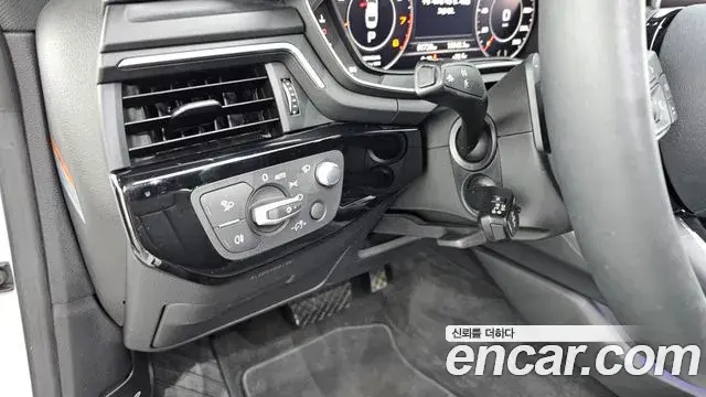 Audi A5 2019 — Şəkil 29/32