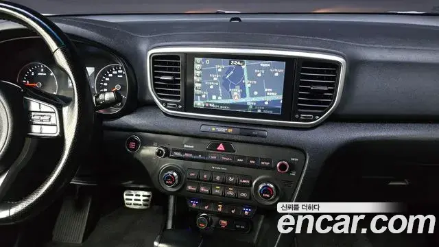 Kia Sportage The Bold 2019 — Şəkil 32/34