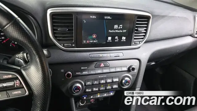Kia Sportage The Bold 2021 — Фото 13/20