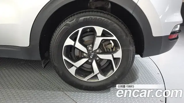 Kia Sportage The Bold 2021 — Photo 11/30