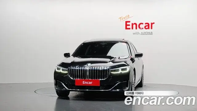 BMW 7 Series 2019 — Şəkil 17/32