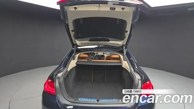 BMW 4 Series 2019 — Photo 19/20