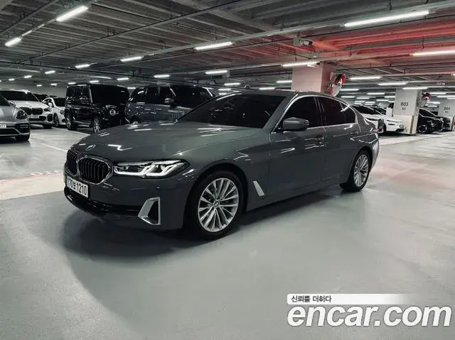 BMW 5 Series 2021 — ფოტო 1/20