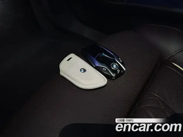 BMW 5 Series 2021 — ფოტო 13/20
