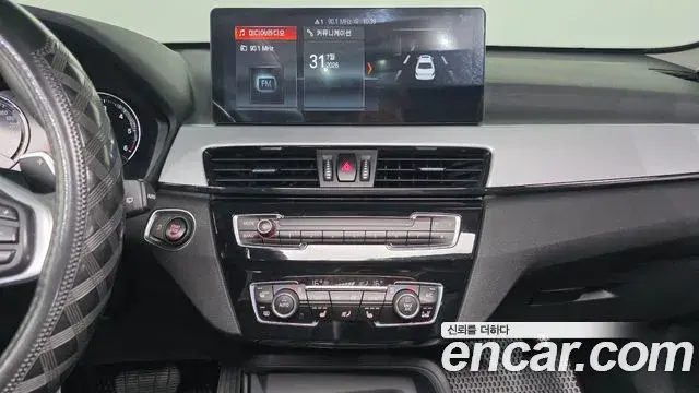 BMW X1 2019 — Şəkil 8/20