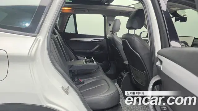 BMW X1 2019 — Şəkil 6/20