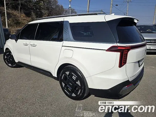 Kia Carnival 2024 — Photo 12/20