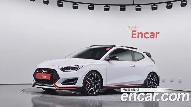 Hyundai Veloster 2018 — Photo 13/30