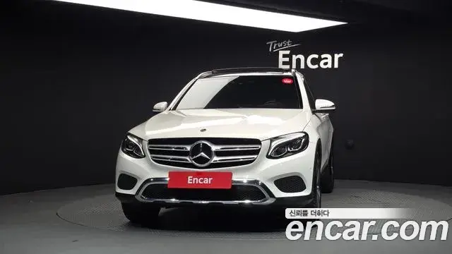 Mercedes-Benz GLC-Class 2018 — ფოტო 6/20