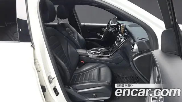 Mercedes-Benz GLC-Class 2018 — ფოტო 8/20