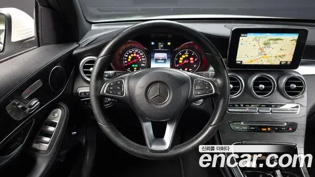 Mercedes-Benz GLC-Class 2018 — ფოტო 2/20