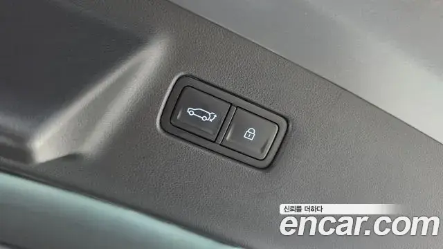 Hyundai Santa Fe 2024 — Фото 16/20