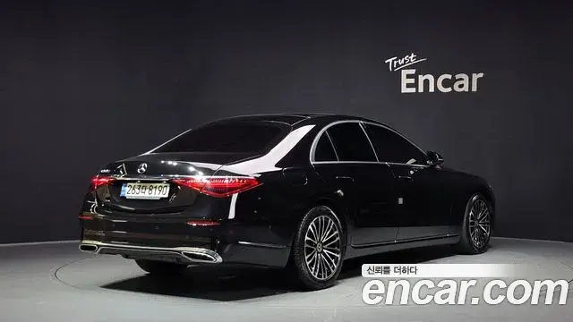 Mercedes-Benz S-Class 2021 — Photo 18/20